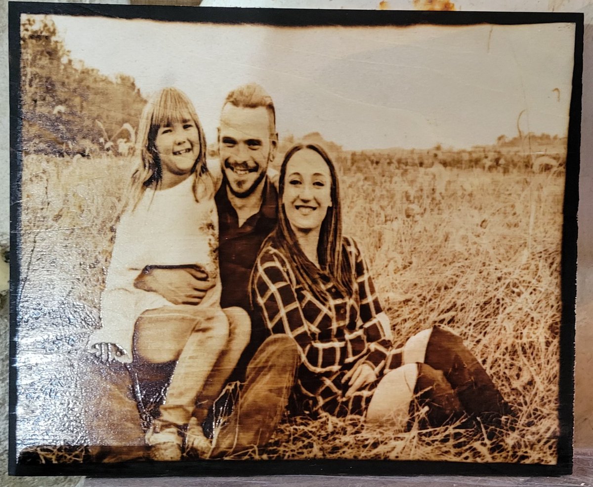 360SprintDriver's tweet image. What can Smokey Designs by Andy customize for you?100% wood burnt not laser portraits. We also use a laser for engravings only. Be unique Be different #SmokeyDesignsByAndy #customwork #woodburntportraits #supportlocal