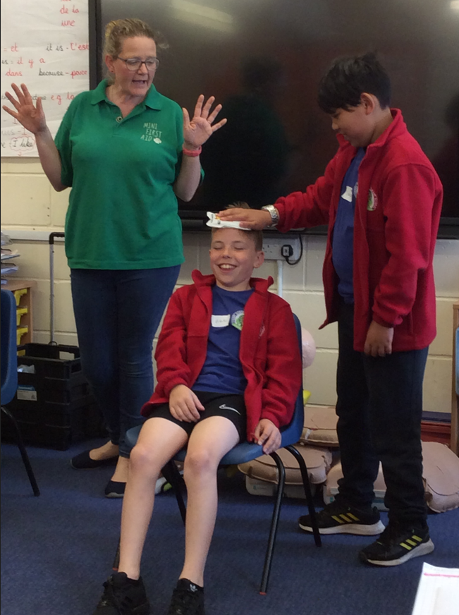 A huge thankyou to Grace from <a href="/minifirstaiduk/">Mini First Aid</a> , who worked with some of our classes today to teach them how to help people in a range of situations. The children learned a variety of things, including how to help with a cut or burn, to putting people in the recovery position.