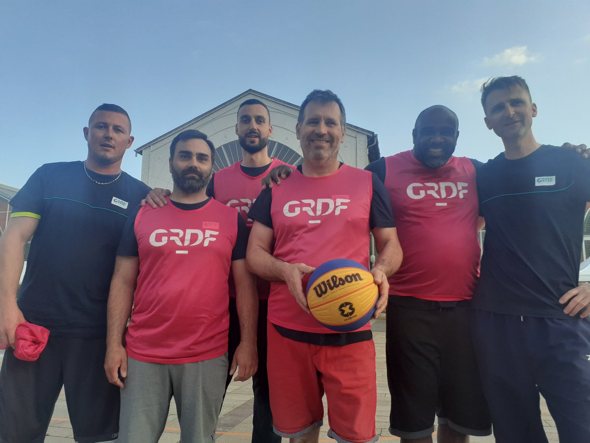 L'esprit #gazier #GRDF, c'est un #collectif comme ce soir à @VilledeVierzon pour le tournoi <a href="/3x3ffbb/">3x3 FFBB</a>. Bravo