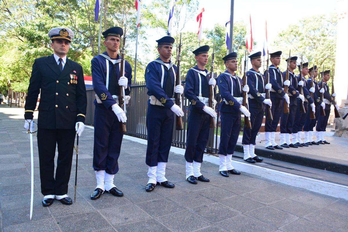 FFMMPy's tweet photo. 2/3 Aniversario de Independencia de la República del Paraguay y del Estado de Israel. 
El solemne acto tuvo lugar en el Panteón Nacional de los Héroes y Oratorio de la Virgen Nuestra Señora Santa María de la Asunción.
Estuvieron presentes, el Cónsul Honorario Sr. Alejandro Rubin, https://t.co/jcsV1RYDUa