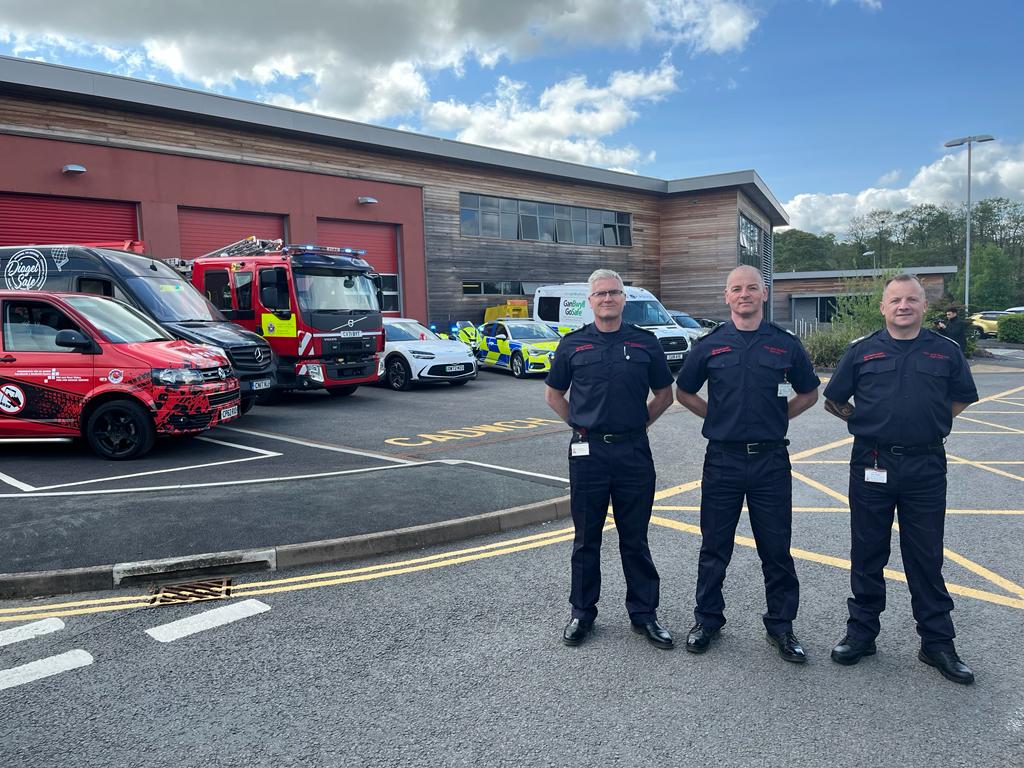 South Wales Fire and Rescue Service tweet media