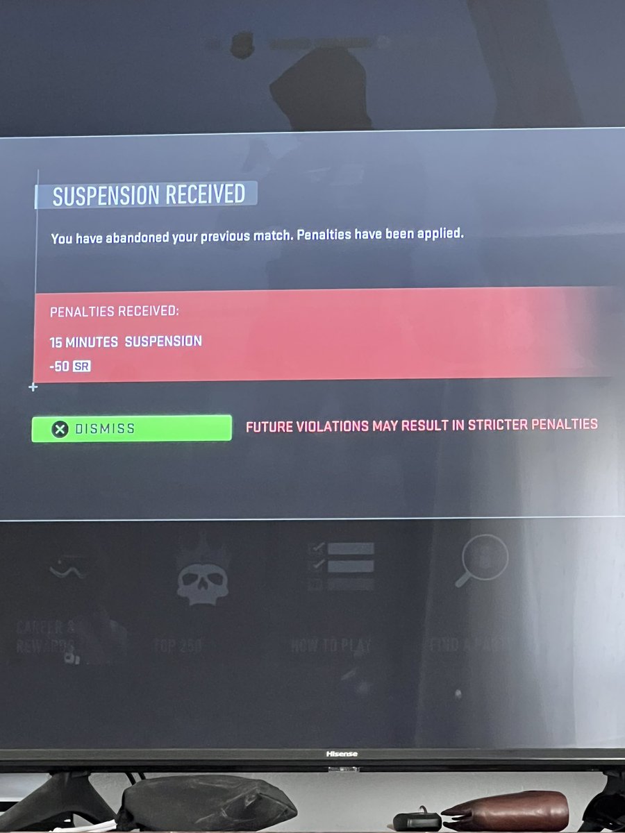 MyTraderAccount's tweet photo. @MW2CODHub Also now i’m suspended not sure why it kicked me. This has been going on for couple of games and have lost over 300 SR https://t.co/RdeeHhOtYD