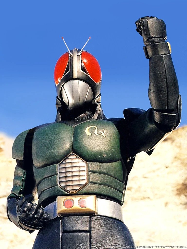 ArchivosDCU's tweet photo. Es uno de tantos #KamenRaiders, pero en #Latinoamerica y en #EEUU adaptaron por parte de #Saban a este, que le conocimos como #MaskedRaider. Quien recuerda esta serie que se cruzó con los #MMPR? Y quien recuerda al príncipe #Dex? https://t.co/2q7Z5OZGdx