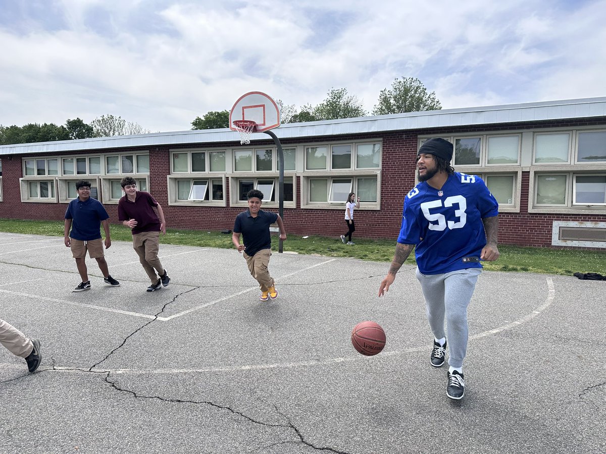 NYG in the Community tweet media