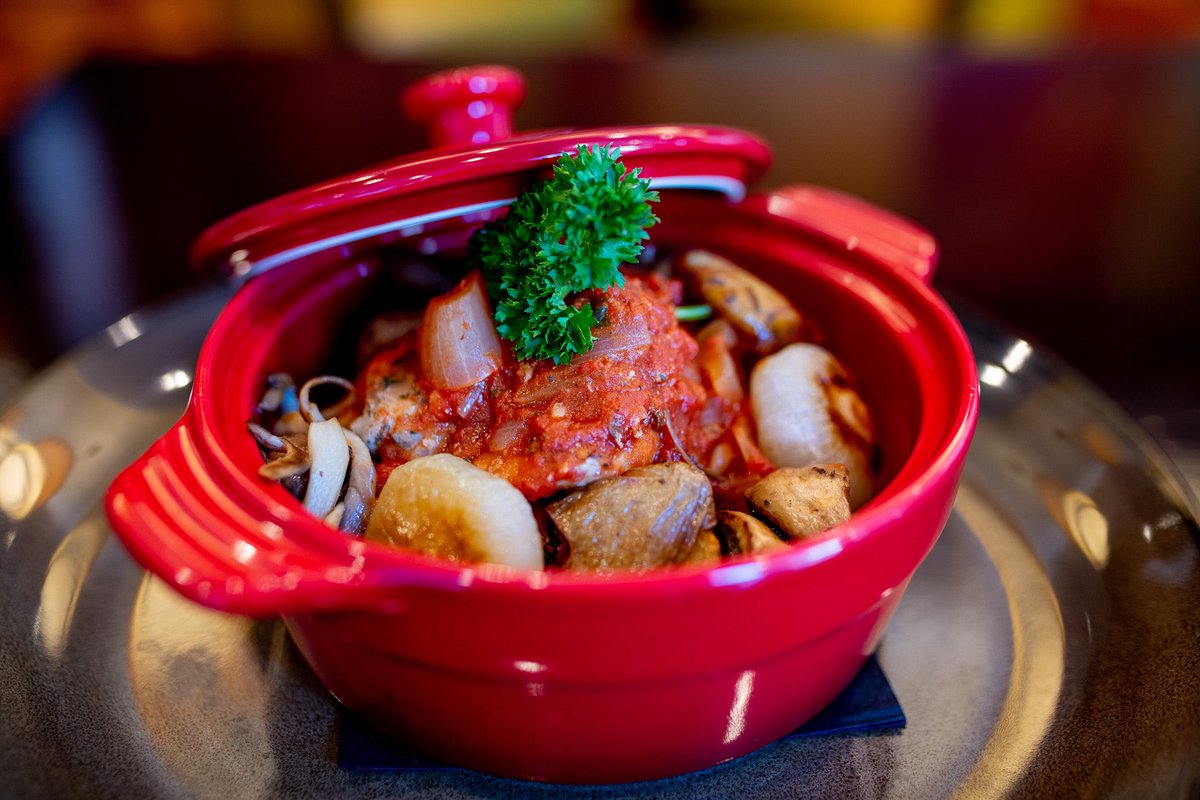 OttawaMarriott's tweet photo. ππ΄ Discover Spin Kitchen in Downtown Ottawa! π΄π
π Location: 100 Kent St, Downtown Ottawa π
Indulge at Spin Kitchen! From breakfasts to dinners, and you canβt forget cocktails as we offer a tantalizing array of flavours!
#OttawaMarriott #SpinKitchen #downtownottawa https://t.co/XpX8UzFH9E