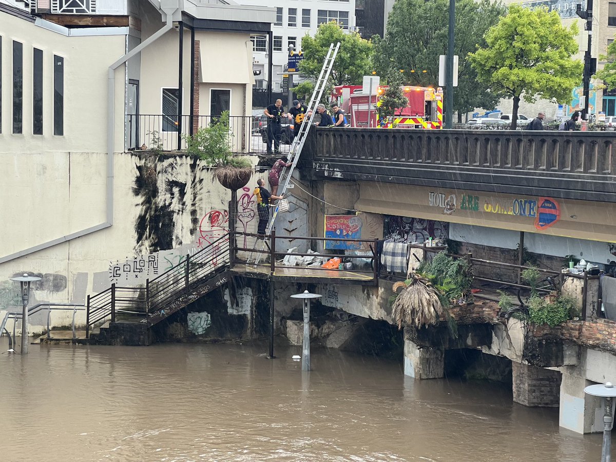 HoustonFire's tweet photo. This past weekend HFD had seven water rescues including one rescue involving five ​individuals and a dog in the Downtown area. @HoustonFire reminds everyone to be safe with more storms coming through the City this afternoon. @FireChiefofHFD @HoustonOEM https://t.co/CZuk52EKNl