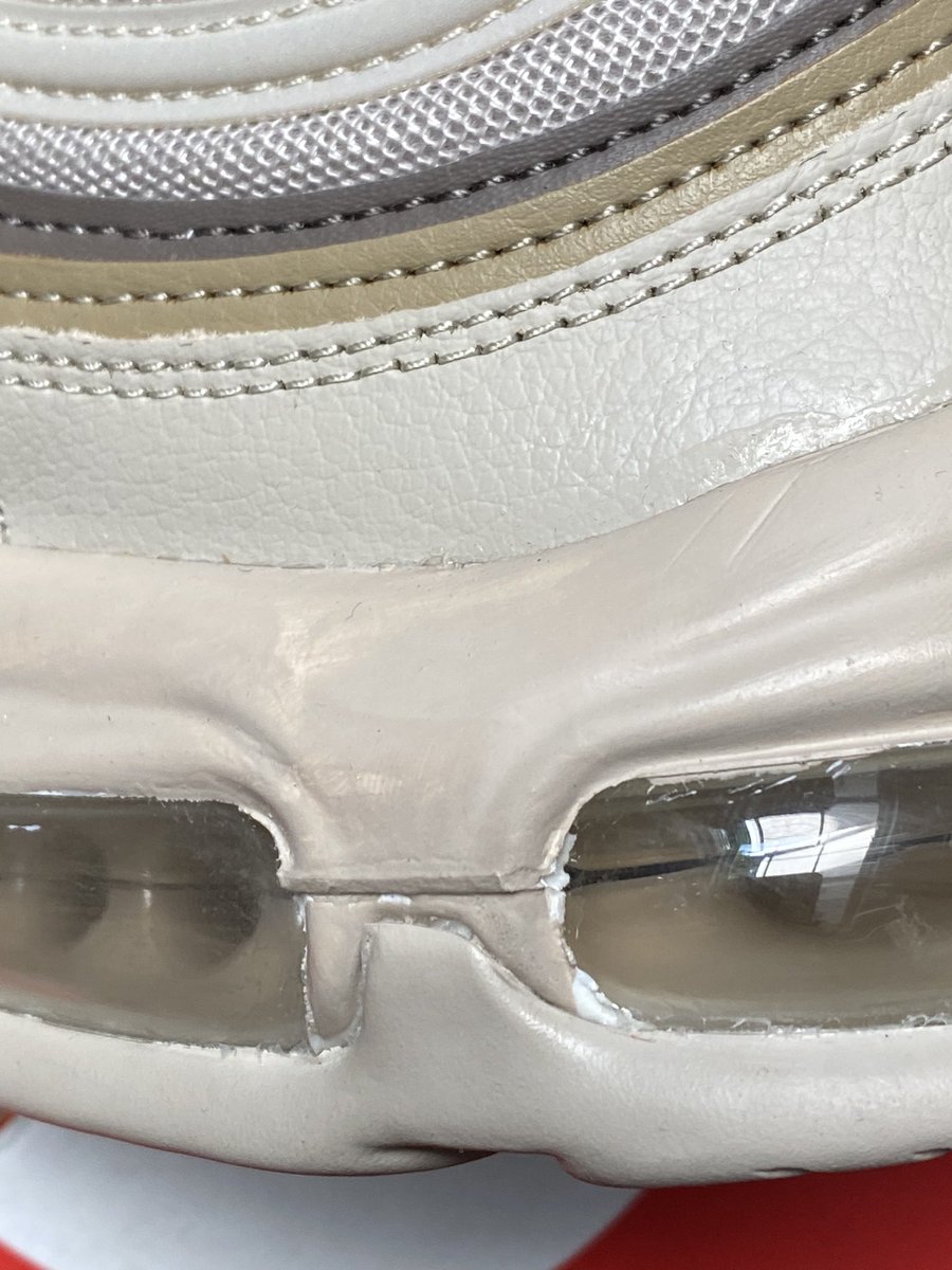 JipperKohnson's tweet photo. @Nike these brand new 97s are pitiful. Contacted your help dept. and was not satisfied. https://t.co/VarCTMO1RD