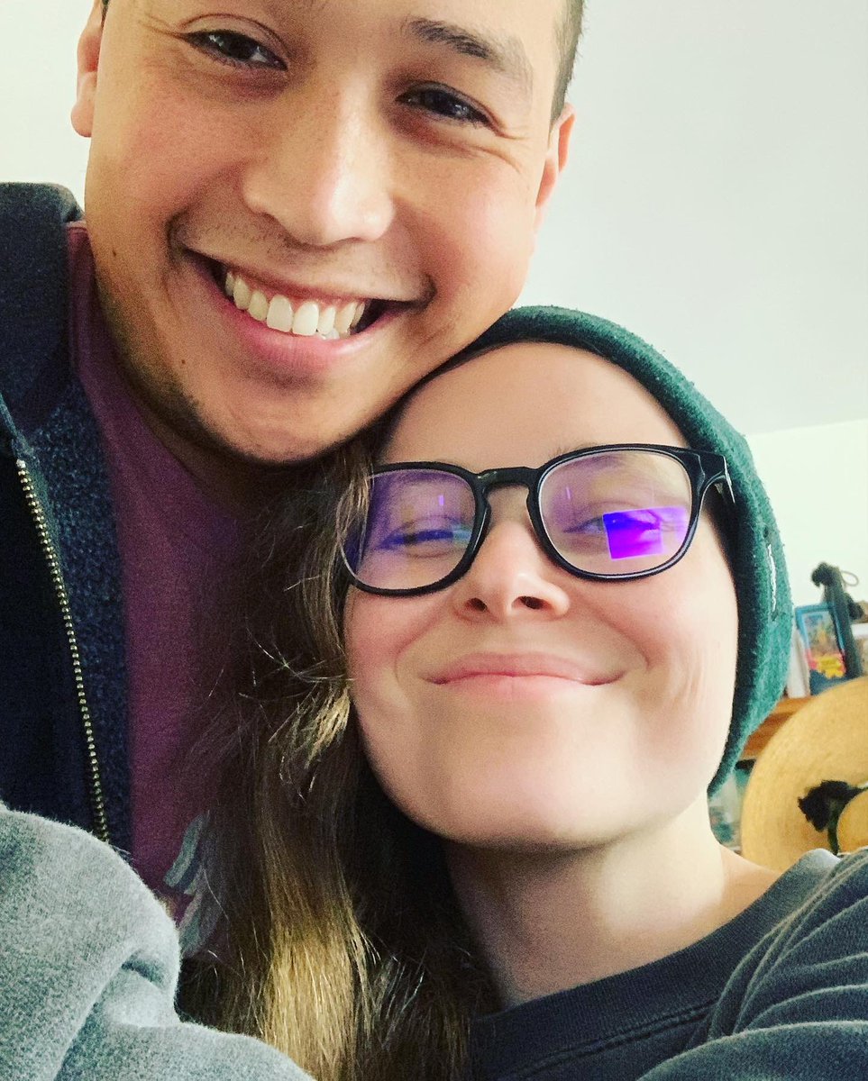 hobbitMalasig's tweet photo. After seven years, I am proud to say I am done with my service and I am BACK BABY! Feels good to be home in LA and I'm excited for what's next. https://t.co/9AzqCl3bAX