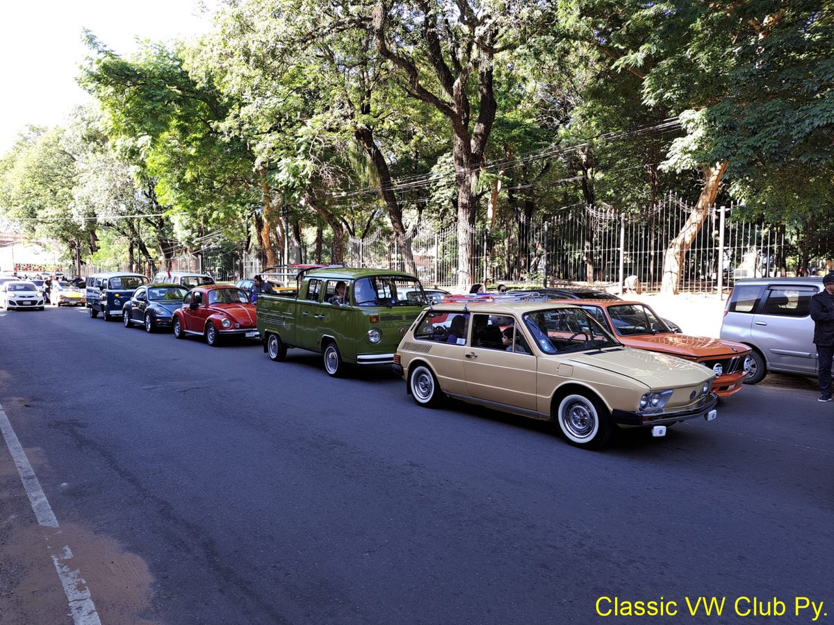 CVWC_PY's tweet image. Respondiendo a la invitación de; #CVAP participamos con mas de 10 vehículos en la tradicional caravana por el día de la Independencia del Paraguay. Agradecemos a todos los socios que se hicieron presente con sus VW en ese día.
Todas las fotos en: bit.ly/3Ogho3b