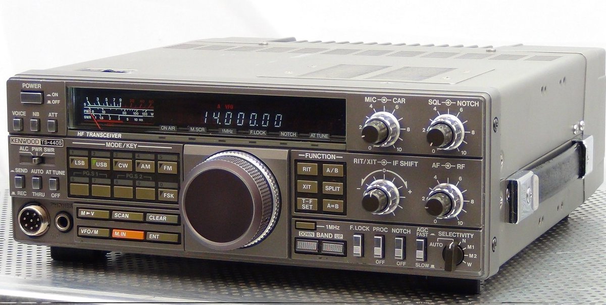30SV086's tweet photo. Kenwood TS-440S
HF Transceiver 🎙️ https://t.co/ewpFH4UV2u
