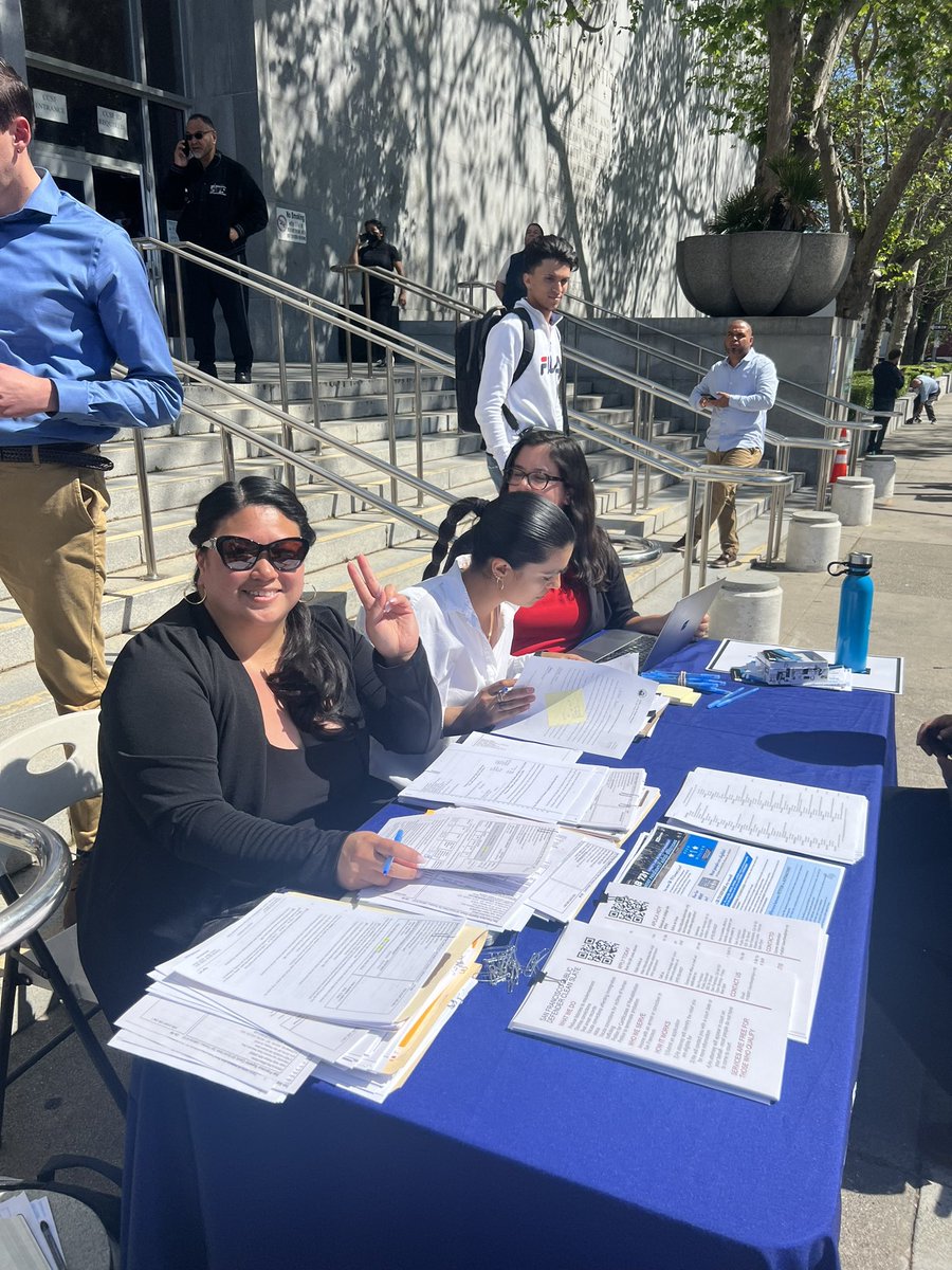 @safeandjust @timedone & @sfdefender teamed up with the SF community today for a powerful press conference and free expungement clinic to bring awareness and action around #SB731. 

This law will help folks returning from incarceration rebuild their lives and create more safety!