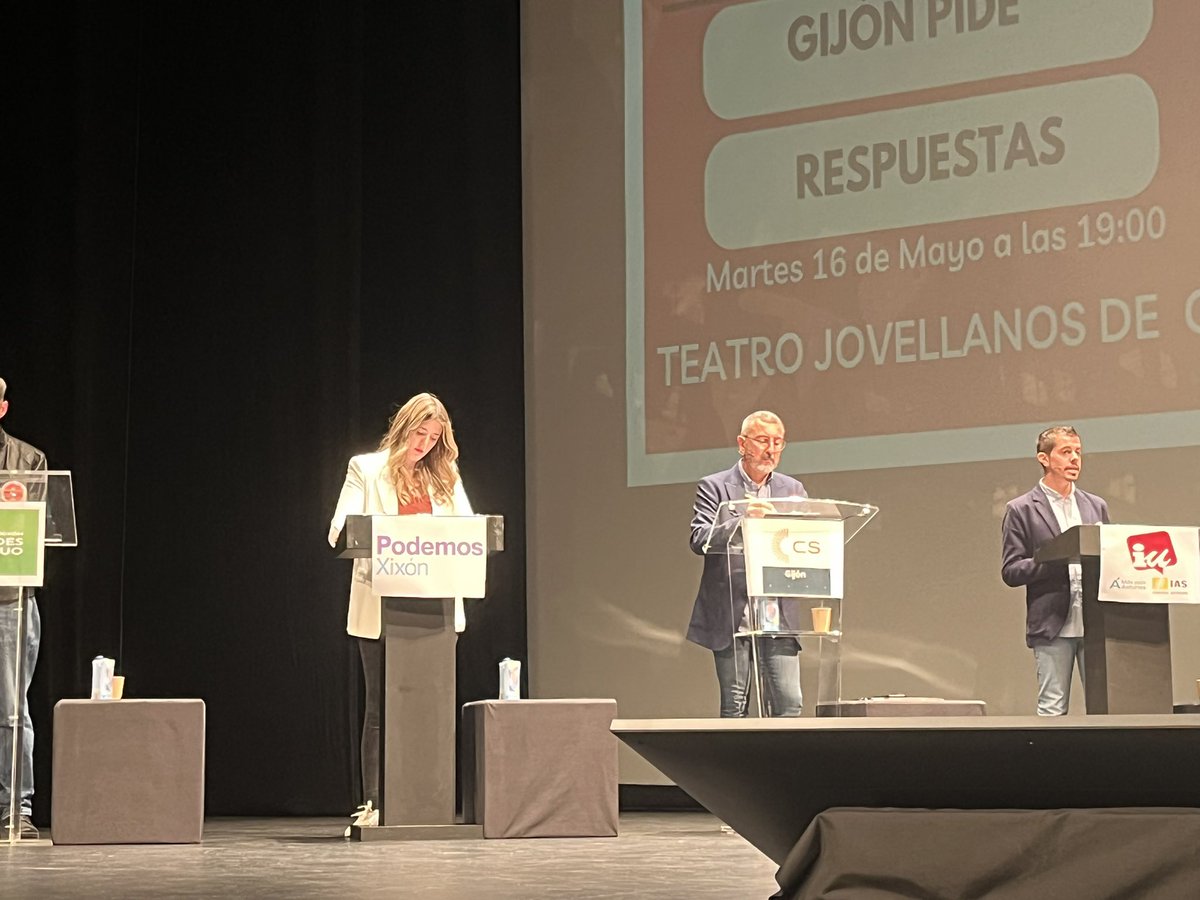 Sobre los toros, <a href="/jcfsarasola/">Jose Carlos Fdez. Sarasola 🖤🇪🇸</a> es claro en el #DebateFAV, sobre los toros:

“Mientras los toros sean legales, el Ayto no lo puede prohibir; si hay empresarios que apuesten por la Feria de Begoña, que vaya el que quiera”