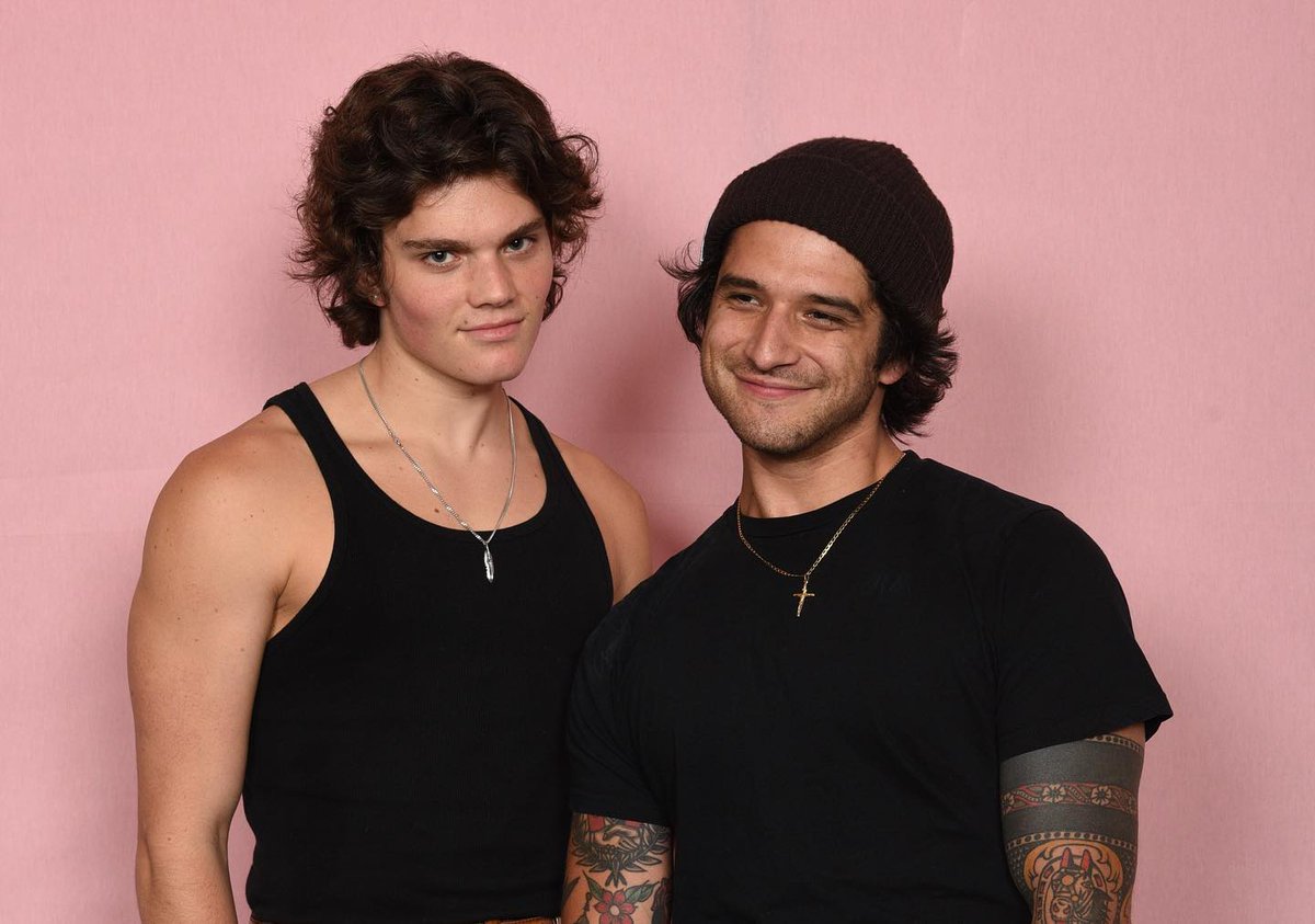 thinkertposey's tweet photo. Tyler Posey and the Teen Wolf cast on BHF. https://t.co/fM6SPaNLpn