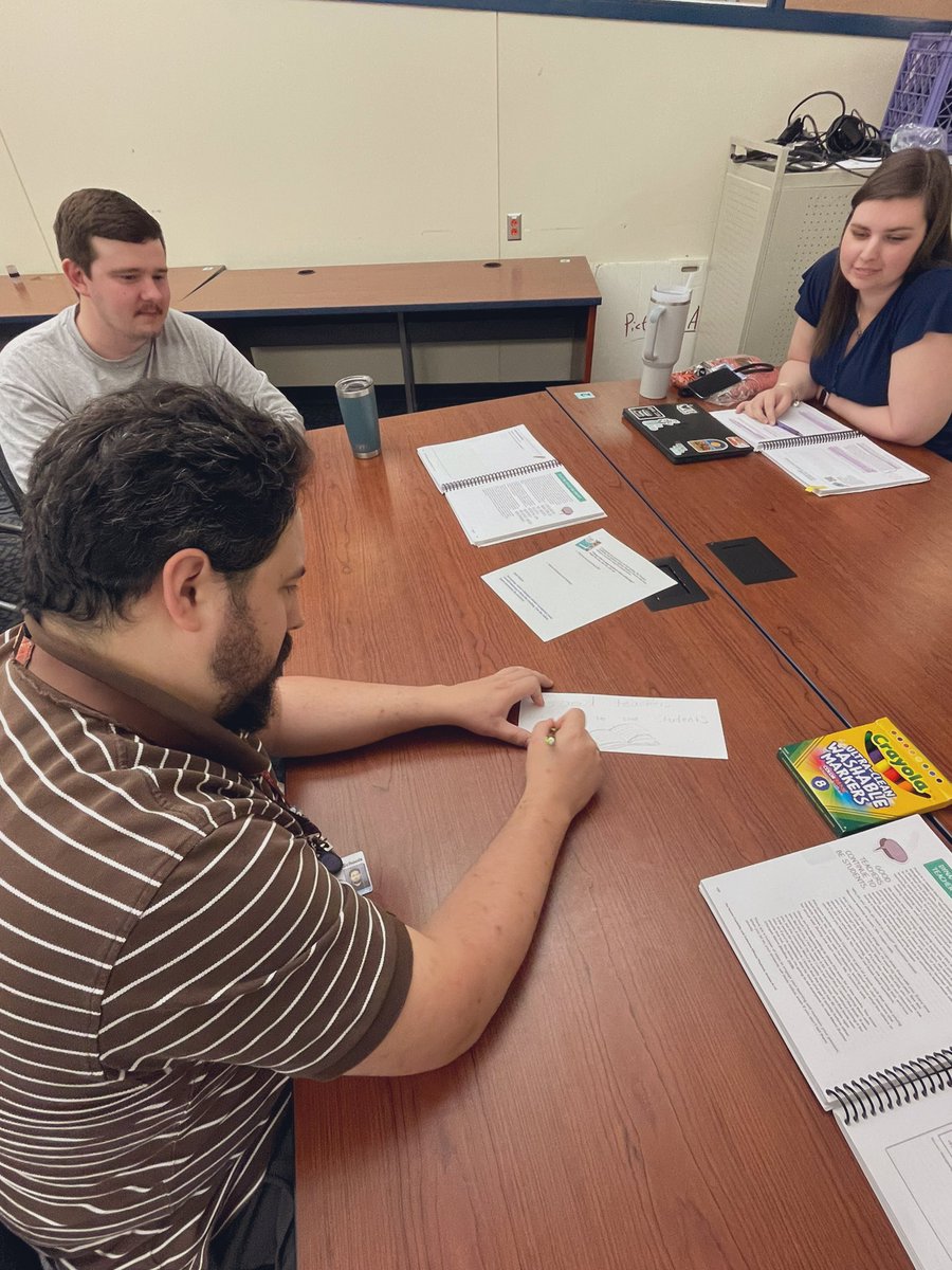 Elizabeth Brown tweet media