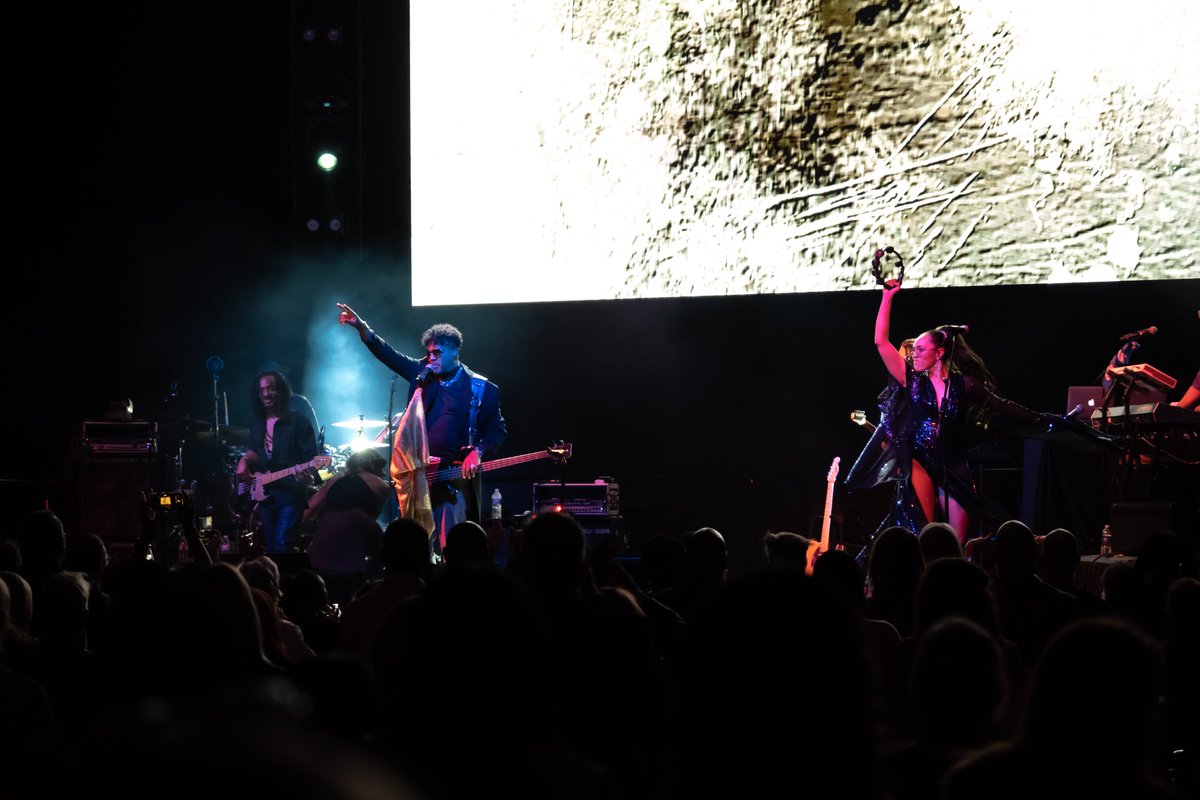 prince__uncut's tweet photo. RT @PaisleyPark: One of the most talked about events at Celebration are the unforgettable concerts. Purchase your tickets to see this year's lineup at #Celebration2023.

🎟️Tickets: https://t.co/qpVG9Bfv47

#Celebration2023 #PrinceCelebration2023 #Prince… https://t.co/IiMNxicjU5