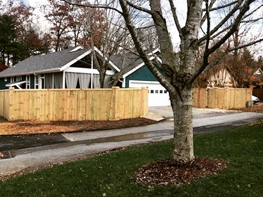 AshevilleFence's tweet image. Privacy fences can make a tremendous difference in how you experience your home!Increased security, keep kids and pets safe, and improve the yard by creating an outdoor addition. 
ashevillefence.com/privacy-fences
#privacyfencing #woodfencing #yardfence #homefence #freeestimates #avlfence