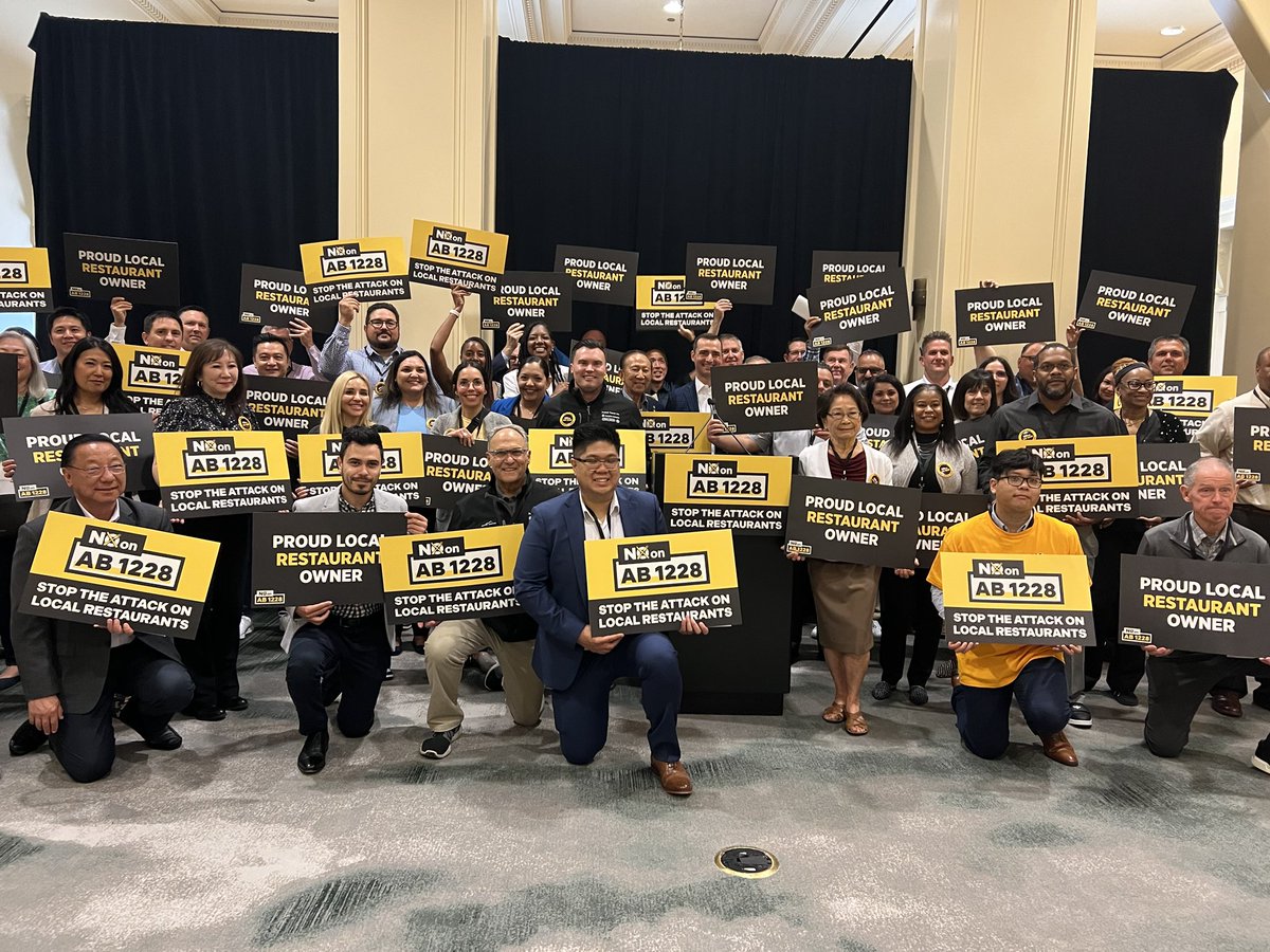 clicktecs's tweet image. Franchising411: RT @FranchiseAction: Local restaurant owners urge the CA state legislature to vote NO on AB1228