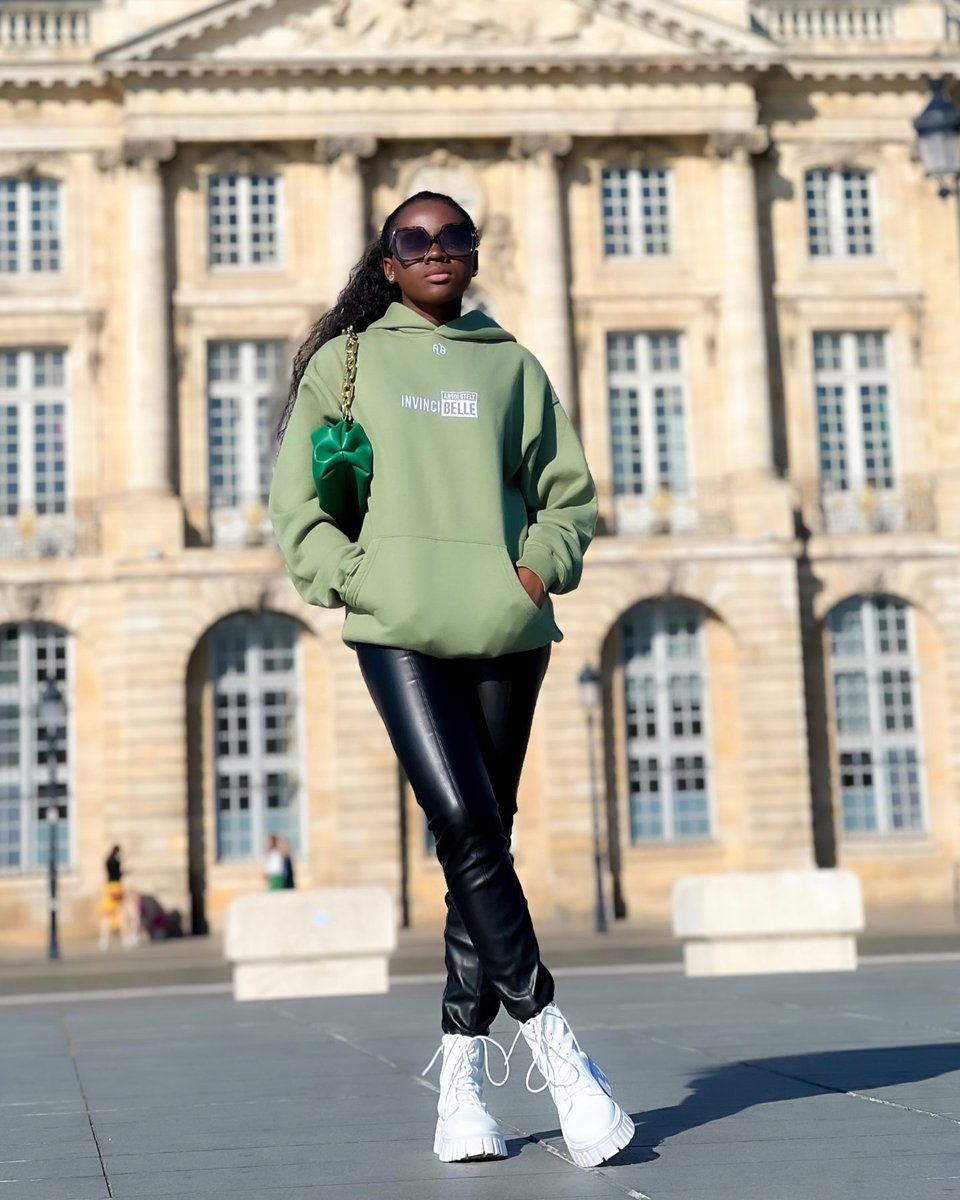 absolutelybelle's tweet photo. Absolutely Belle in Paris by #invincibelle Magdalene.

#AbsolutelyBelle #BDGAF #XBelleCollection #authentic #fearless #invincible #confidentwoman #fearlesswomen #authenticwoman #womenstyle #streetwearwomen #womenstreetstyle #femalestreetwear #womensfashion #ootdwoman #womanbrand https://t.co/803If0P2YB