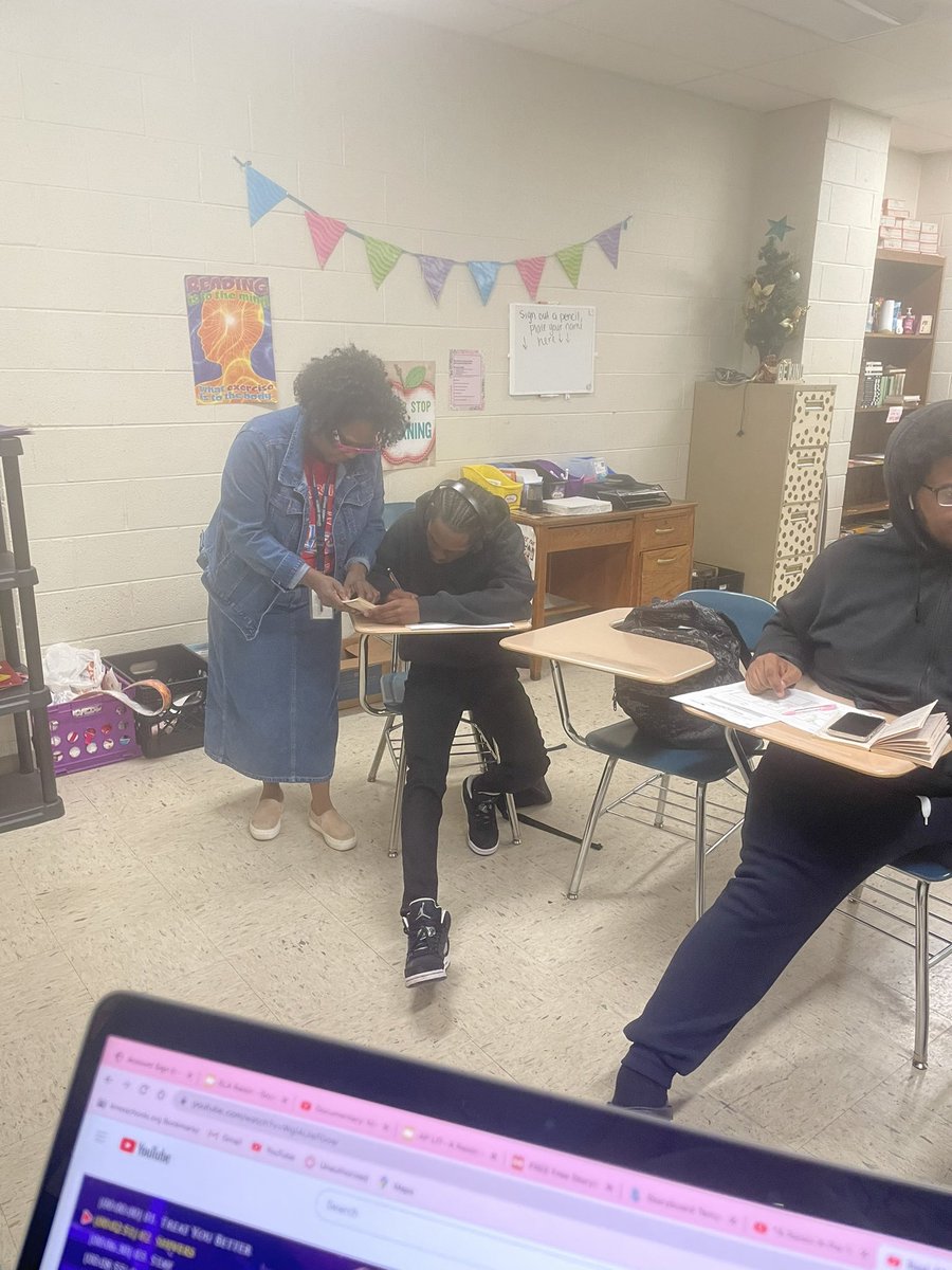 Last week we discussed and debated and discussed topics from “A Raisin in the Sun”. The discussions were hilarious and provided great insight into the play. This week we are working on essays for the play.  Great way to end the school year if you ask me😂@righterAE