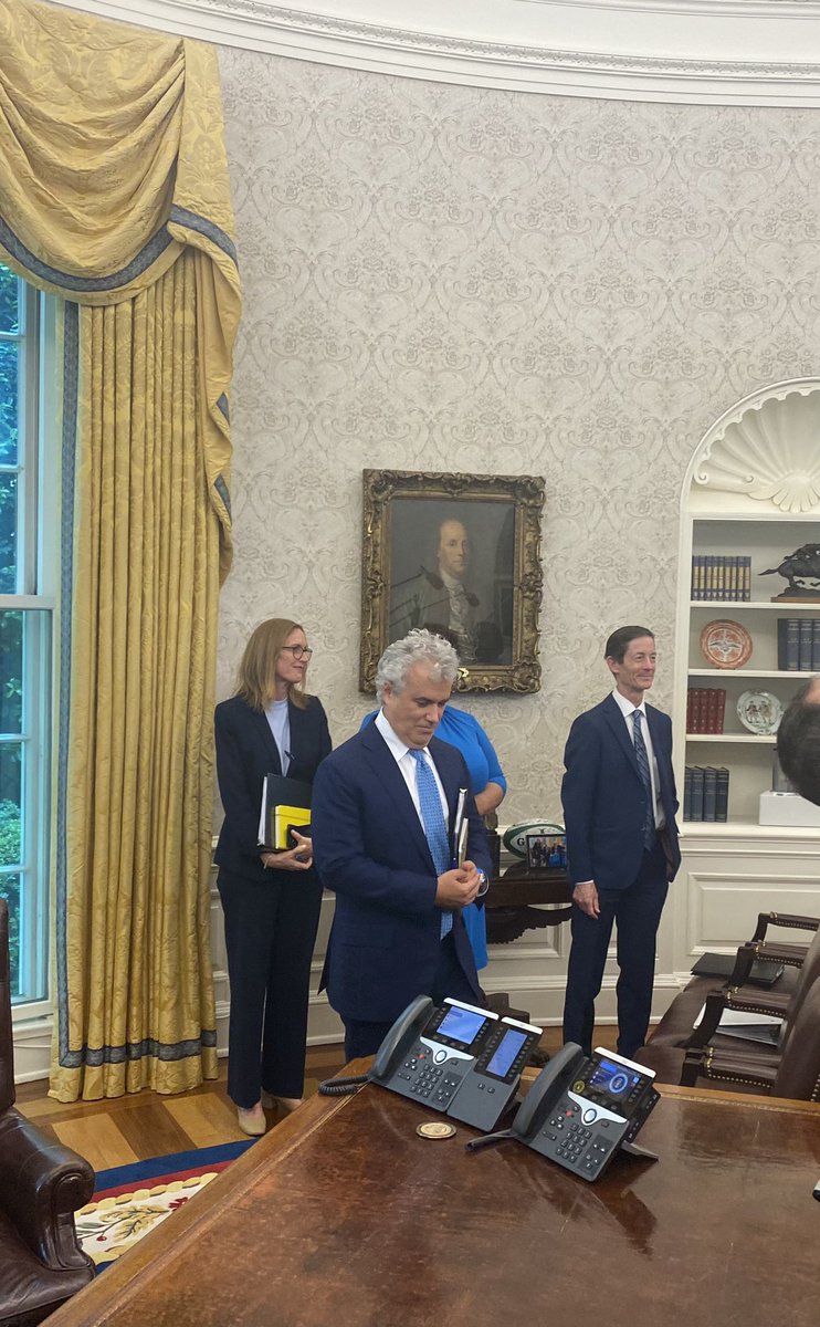 Jake Sherman on Twitter ">>"