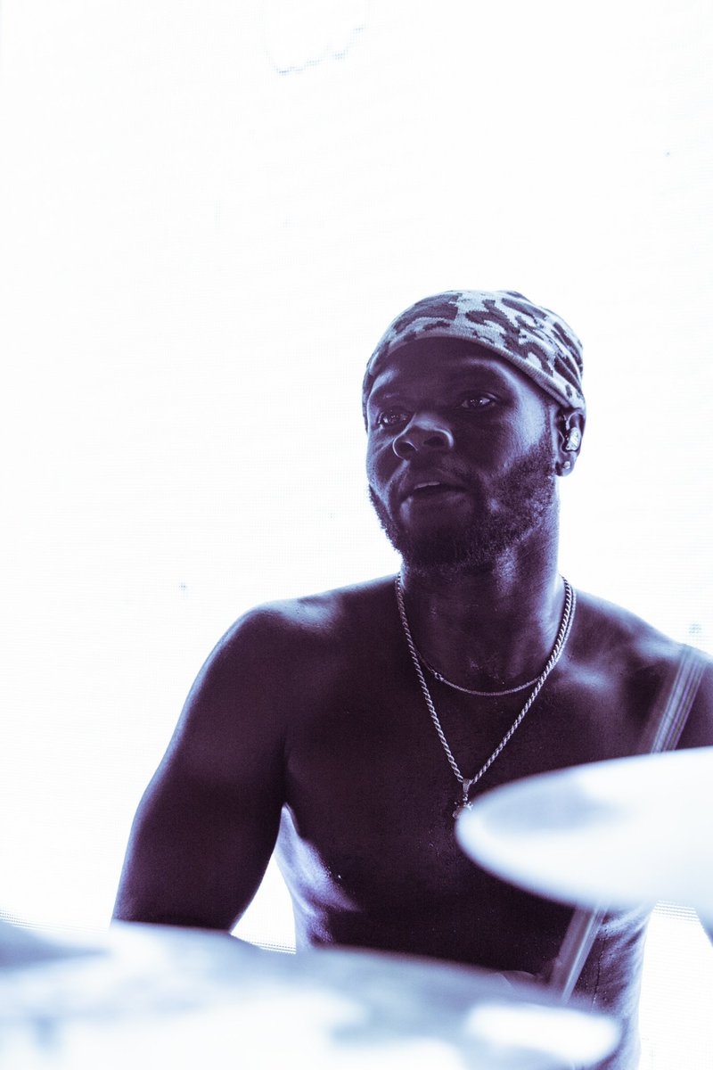 EDrumsofficial's tweet photo. Just doing what i do best🙏🏾
#letsgoglobal #remaindiatour #blessed
#rave #raveandroses #viral2023 #Trending #Rema https://t.co/iyCWvV4dDM