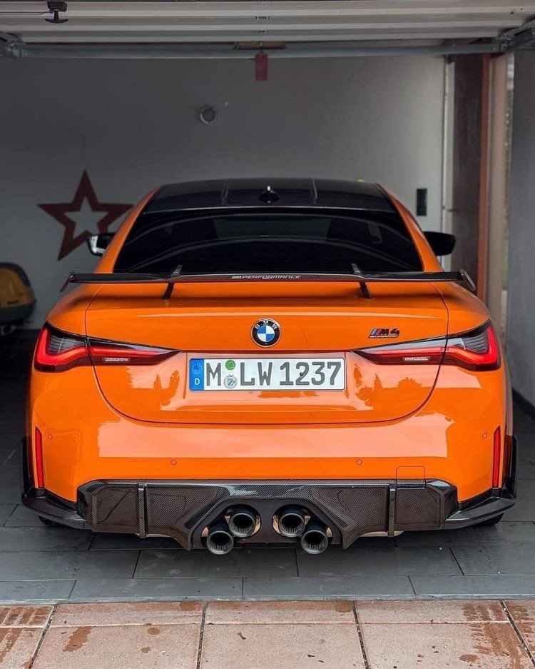 BMW M4 🧡