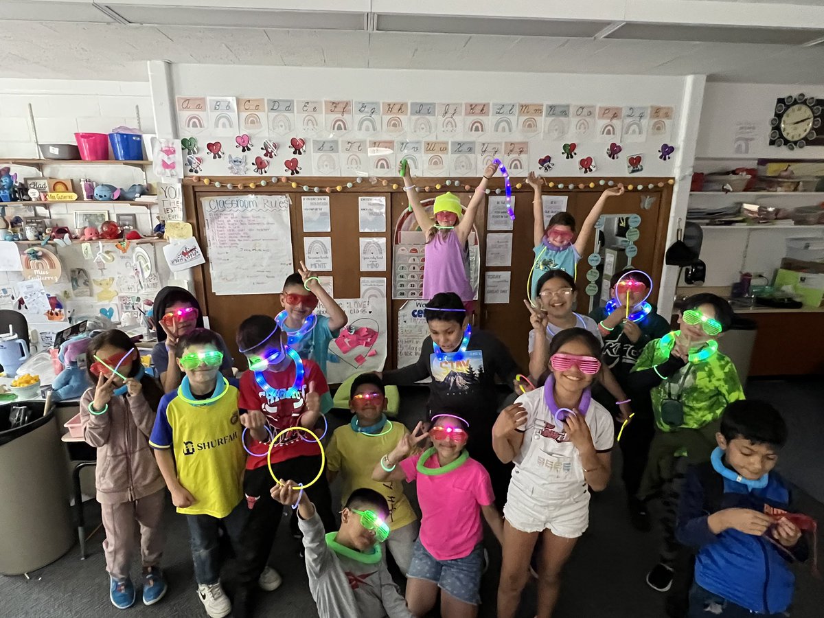 Neon Day was so much fun! 🌟 #eoy #proudtobe15 #thirdgrade