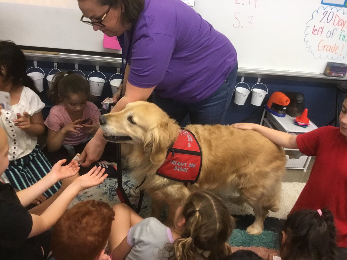 FeehanORH21's tweet image. Thank you, Mrs. Vitale and Darius, for visiting us today!😍 @ORHEagles21 #WeHelpChildren #makingitfun