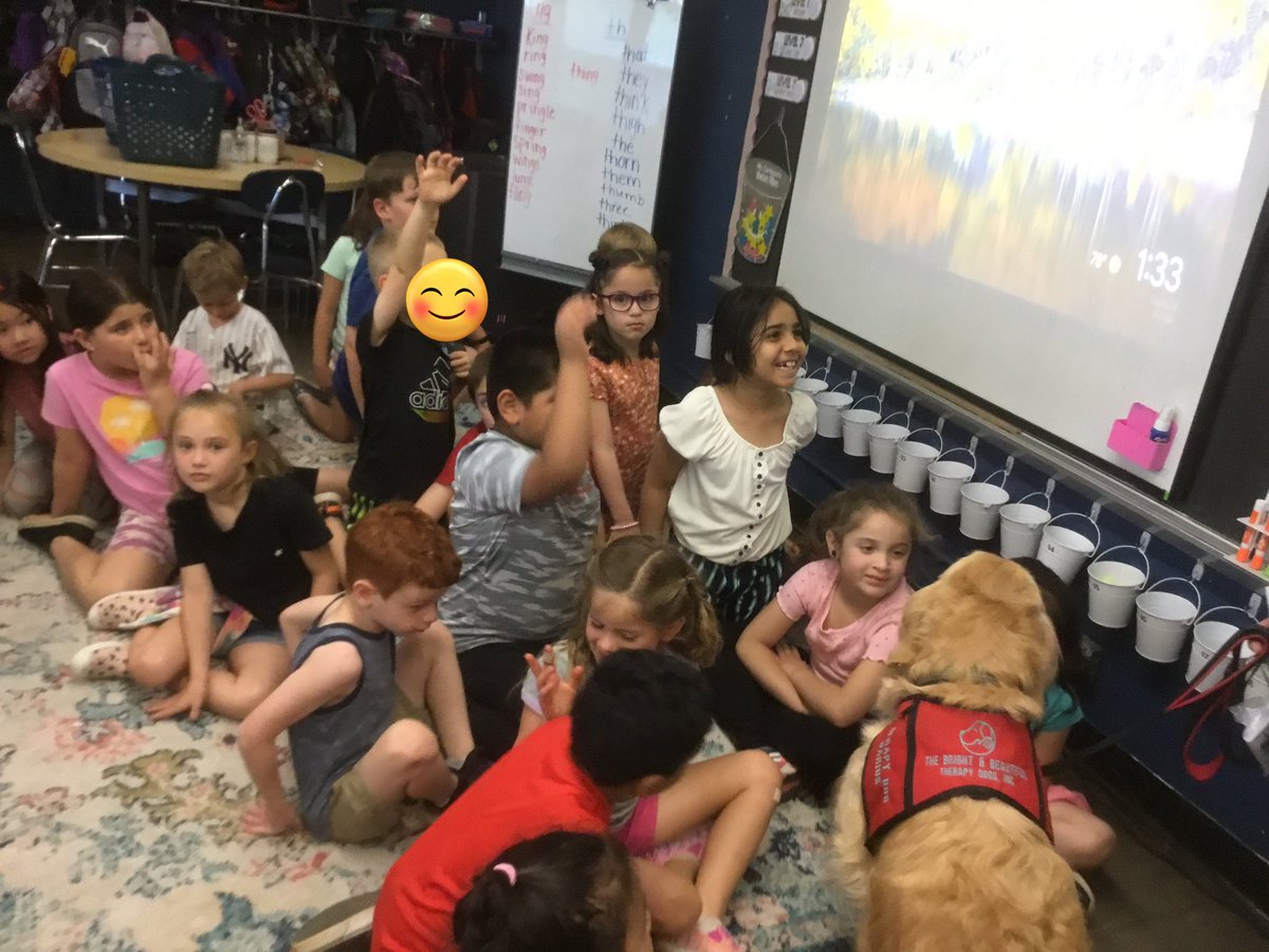 FeehanORH21's tweet image. Thank you, Mrs. Vitale and Darius, for visiting us today!😍 @ORHEagles21 #WeHelpChildren #makingitfun