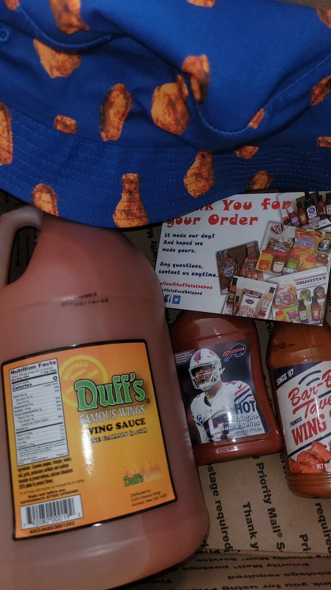BuffaloInABox's tweet photo. Do you know what the
#BuffaloInABox is Cookin?
It's #Grilling Season
#BuffaloFoodShipped! https://t.co/tt57bfAB4A