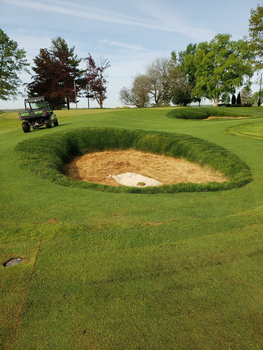 Marvelous day spent with @stevewillhicks sampling old and newly renovated areas <a href="/BrantfordGolfCC/">Brantford Golf & CC</a>. Changes, BTW, are spectacular and the membership should be proud of this bold step forward the club is taking!
