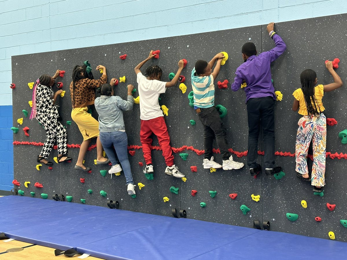 🚨NEW ADDITION🚨

Who’s ready for a rock climbing adventure? 🧗‍♀️ The <a href="/WalnutHillES/">Walnut Hill Elementary School</a> gym just got cooler with the addition of a new state-of-the-art rock climbing wall! 🔥  

Special thanks to our Central Office Team for helping make the dreams of our students a reality! 🙌