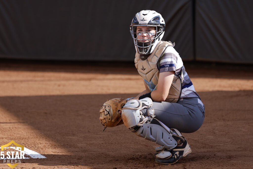 GET THIS😳😱🤯

In the last six games, Farragut sophomore catcher Elsa Morrison (.633 BA, 22 HR, 62 RBIs) has been walked 19 times. 

NINETEEN TIMES‼️

Farragut still averaged 9 runs per game in those six contests. 

Elsa has 44 walks this season. One K.