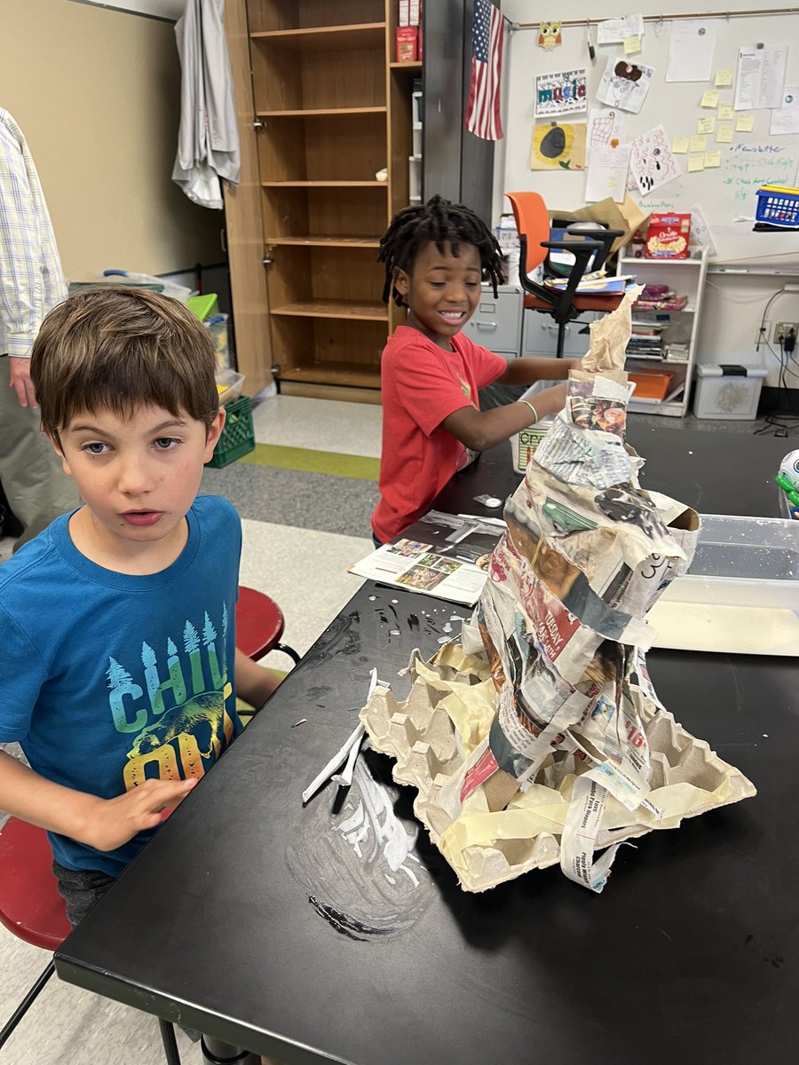 Ms. Hakanson tweet media