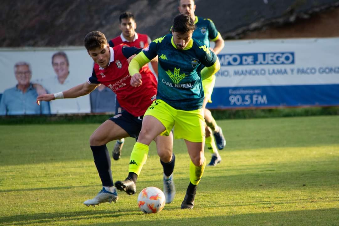 Victor_Martin92's tweet photo. Gracias de corazón @AtcoTordesillas @TordefansH ❤️🤍❤️ #VamosTorde https://t.co/JjbhVCcaQT