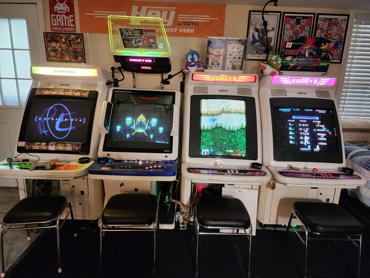 EC3_Arcade's tweet photo. No more sega cabs in my house. Just Taito, Neo, and Capcom now. This is the row I always wanted. #Taito #candycabs #arcade #egret2 #egret29 #awsd #coinop https://t.co/FqyiCAVZov