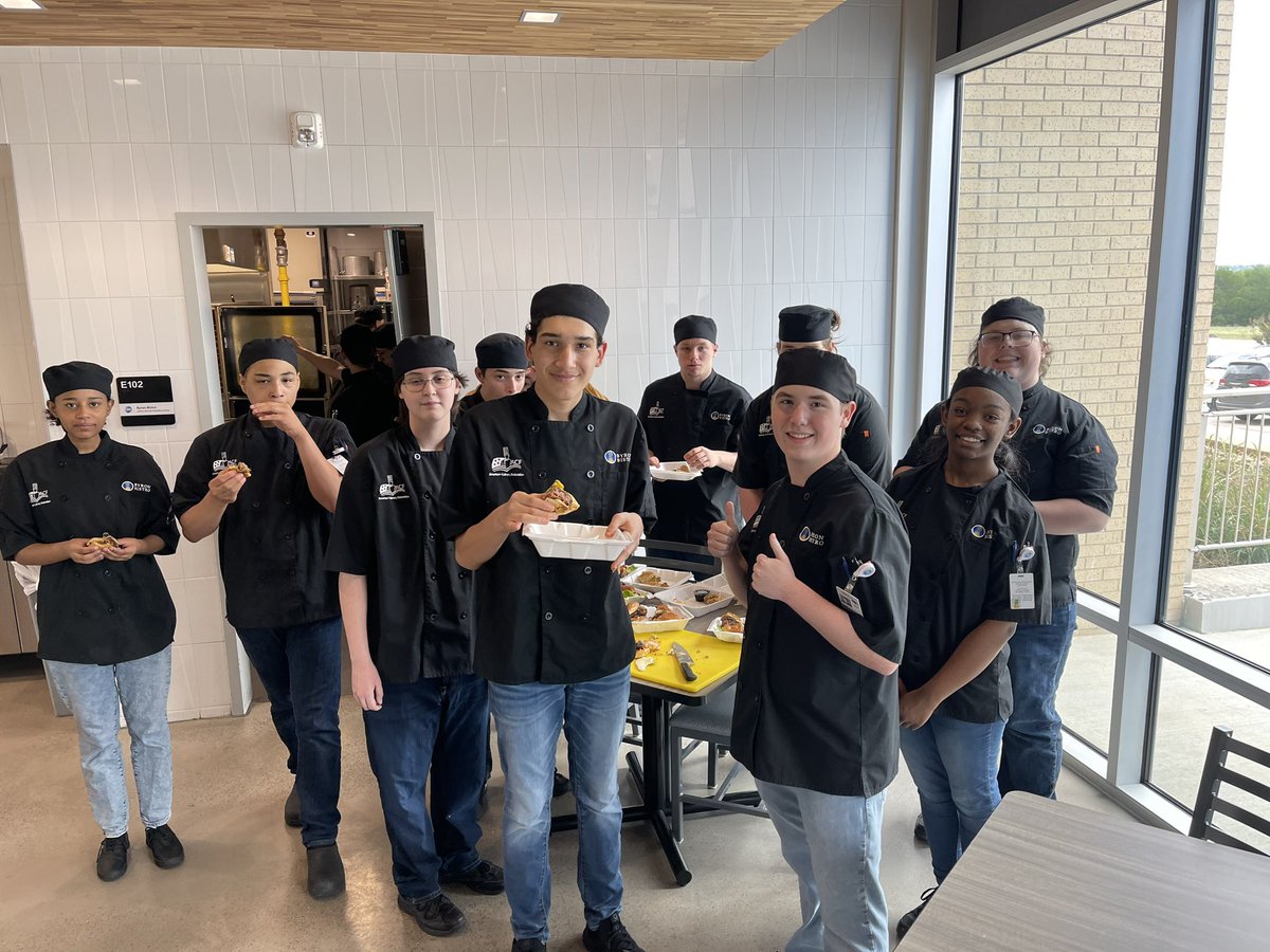 Battle of the Burger, class of 2025 edition….total success, yummm!