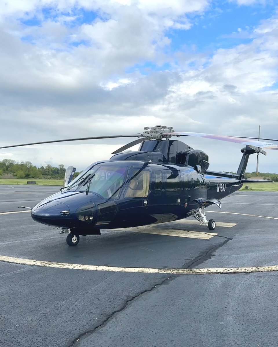 The #Sikorsky S-76 is our newest and nicest #helicopter at Platinum #Helicopters. It seats 8 and cruises at around 150 knots. I had the pleasure of #flying it for the first time on this occasion, and it responded so smoothly to my control inputs!
#pilot #pilotlife #aviation #fly https://t.co/96W9aAFIWN