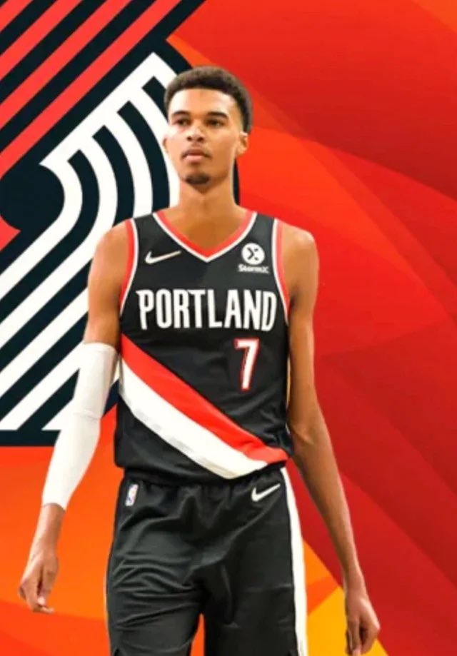 JBomber23's tweet photo. Basketball Gods, please bless us today🙏🏼 #blazerup https://t.co/eEYu847KLT