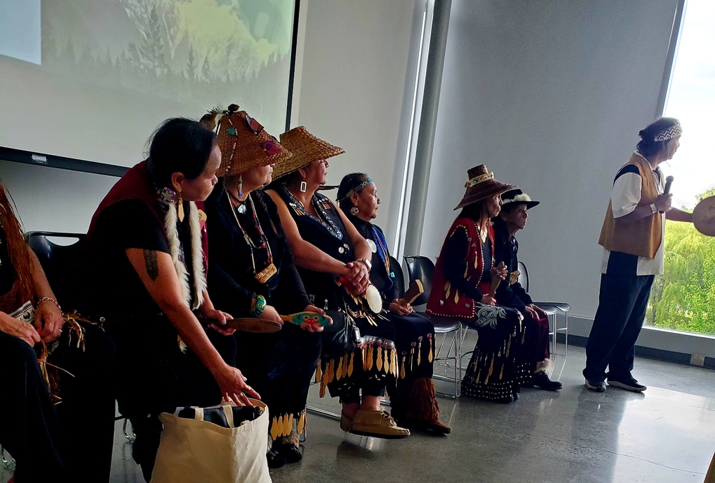 umanitobapress's tweet photo. Congratulations to @a_shield on her excellent book launch last week ! We want to extend a big thank you to @MassyBooks and @museumofvan for all their help, and a thank you to everyone who turned up to the launch of this wonderful book! https://t.co/sYHfpRXiFQ