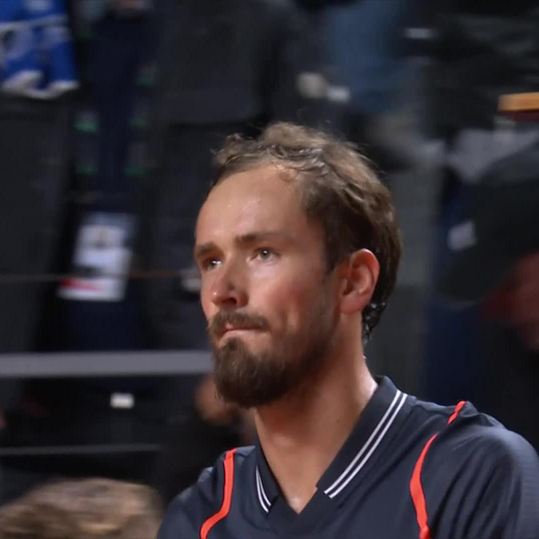 José on Twitter "Better handshake this time. Third win for