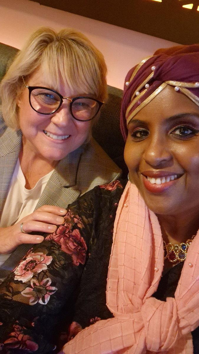 #nofgm @ewaa lyn it's beautiful wheb we catch up. I can talk to you all night . Its amazing. You are absolutely amazing my darling. Thank ykh for the gorgeous evening ❤️❤️❤️❤️❤️❤️