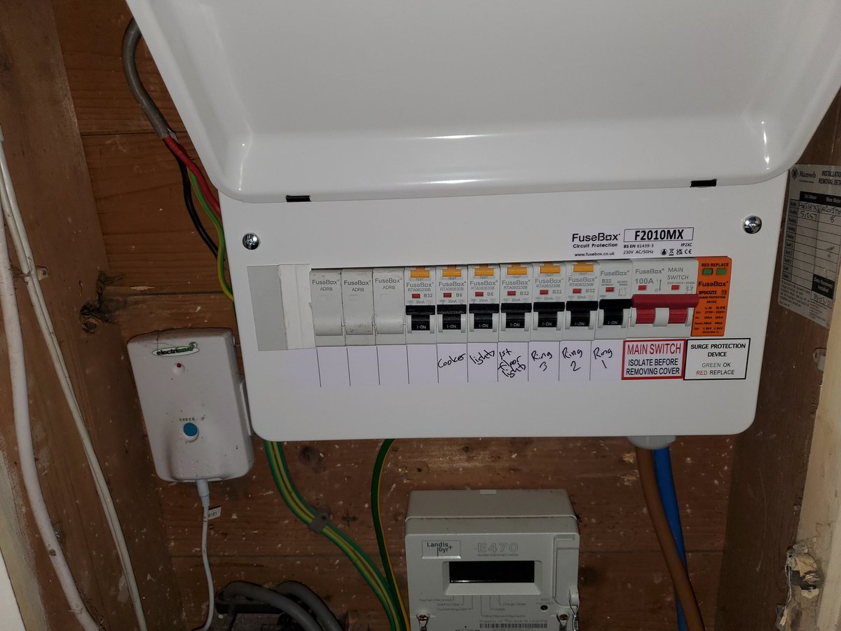 Another Consumer Unit Upgrade 😀@CPFusebox 
#Electrician #WirralElectricians
#WestKibyElectricians
#Heswall 
#NestonElectricians #ChesterElectricians 
#Neston #Wirral #Chester #WestKirby #safety #officialNICEIC #trustatrader 
Ant
07779221720
acewirral.com