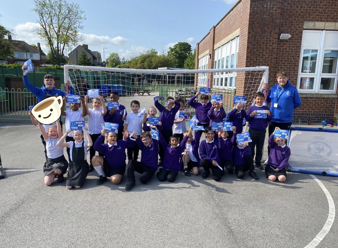 As we carry on the legacy of the women’s Euros and the men’s tournament taking place next year, every class in KS2 have had a football session with coaches from Little Messys today.@LittleMessyShef #LittleMessys