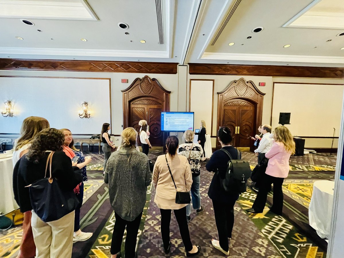 A great crowd attending <a href="/tiff_epi/">Tiffany Furneaux</a>'s poster presentation at the <a href="/ObesityCan/">Obesity Canada</a> 
Excellent first talk from the #munfertilityresearchgroup 👏🏻<a href="/MUNMed/">Faculty of Medicine</a> <a href="/LaurieTwells/">Laurie Twells</a>