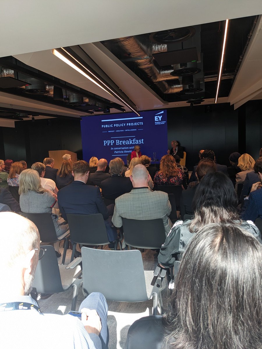 KwekuBimpong's tweet photo. Great to be in attendance this morning among fellow Pharmacy professionals @GhalibMK  and Michael Lennox (of the NPA) at the @EY_Health office today! 

#BuildingABetterWorkingWorld https://t.co/7kBghE0Ecw