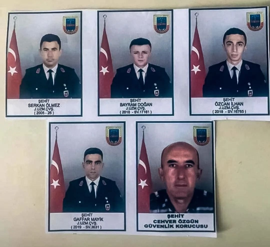 Bugün 5 vatan evladı Şehit oldu.

5 Can, evlat, ana, ocak, kardeş, baba ne derseniz deyin...

5 Yiğit!

Türk milletinin başı sağ olsun.