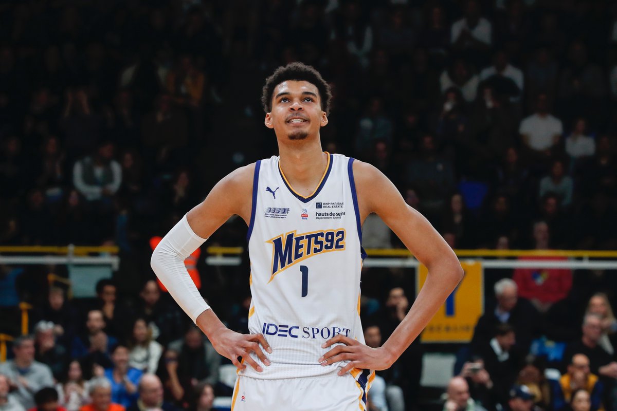 Best odds to get the No. 1 pick 🎰

Rockets (14%)
Spurs (14%)
Pistons (14%)
Hornets (12.5%)
Blazers (10.5%)

Which team do you want to see Wemby on? 👀