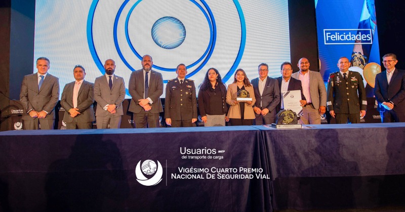 ANTPMexico's tweet photo. Participa en el Vigésimo Cuarto Premio Nacional y sé reconocido por preservar la seguridad vial del país.

#SeguridadVial #Operadores