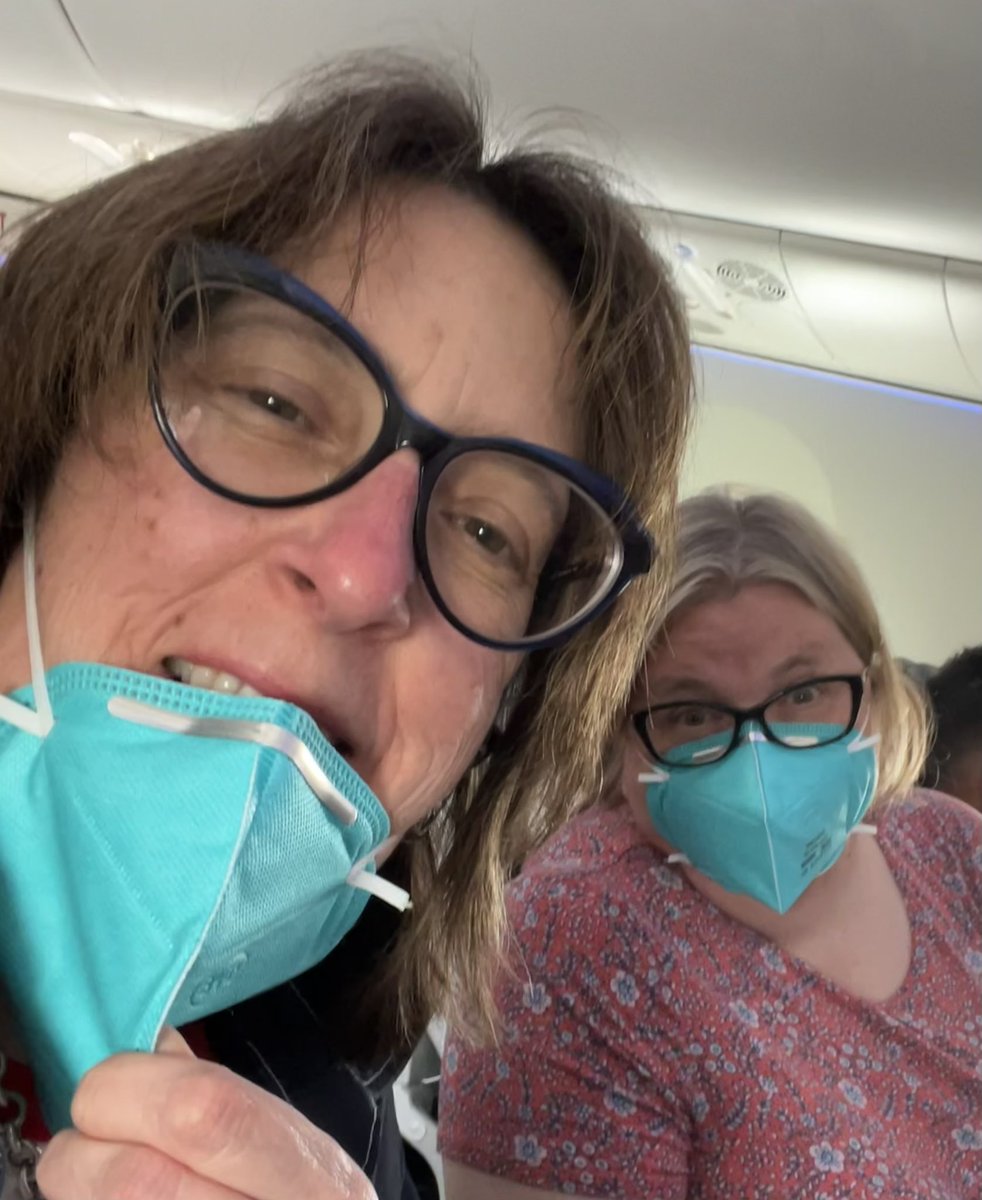 betterlater's tweet photo. Seattle -> NYC -> Seattle in 60 hours. Crazy? Kinda. Or maybe it’s just big #LetsRobTheBank energy. @InHaught and I just couldn’t miss the chance to see @DarcyCarden in The Thanksgiving Play on Wednesday @2STNYC #ALOTO https://t.co/ghAu4opMMs